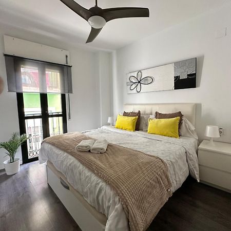 Tribuna Deluxe Малага Экстерьер фото