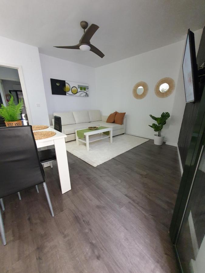 Tribuna Deluxe Малага Экстерьер фото